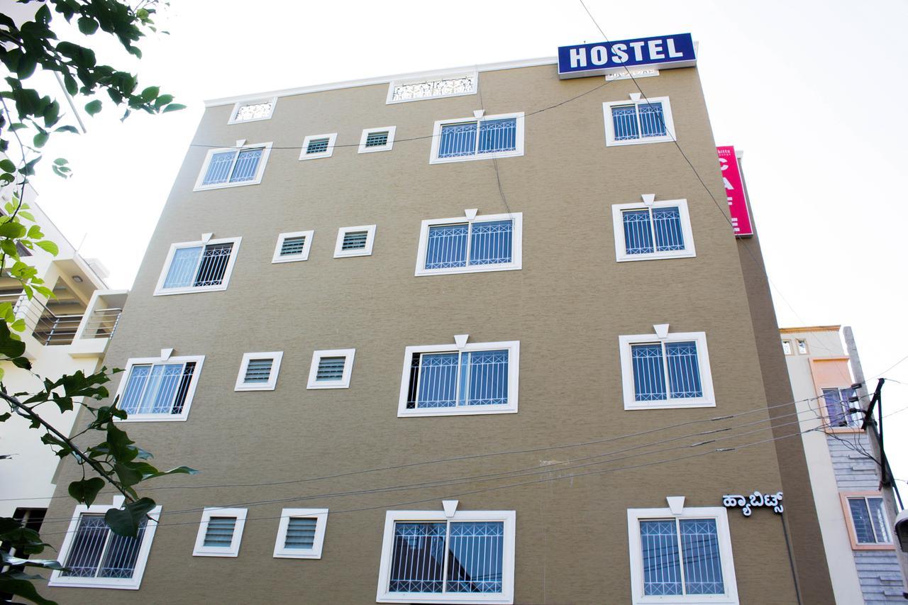 העיר בנגלור Transit Dorms - A Backpackers Inn & Hostel מראה חיצוני תמונה