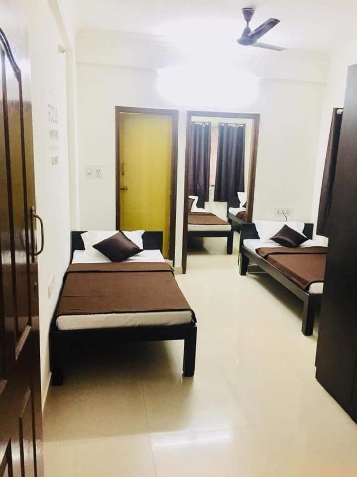 העיר בנגלור Transit Dorms - A Backpackers Inn & Hostel מראה חיצוני תמונה